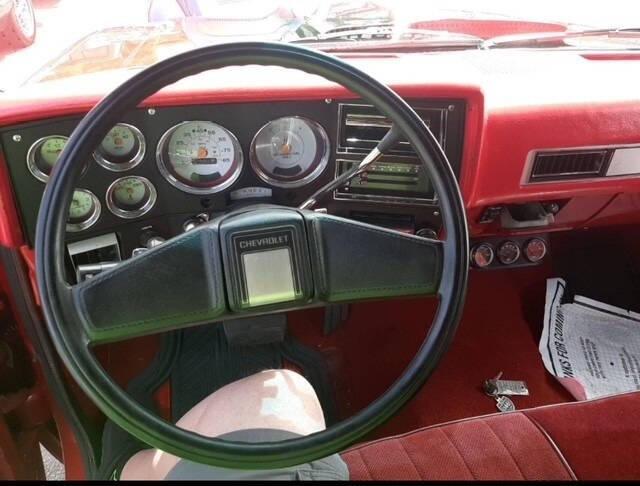 1985 Chevrolet Pickup C10 Silverado 2dr Standard Cab SB