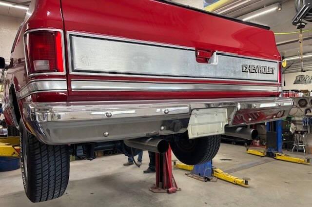 1985 Chevrolet Pickup C10 Silverado 2dr Standard Cab SB