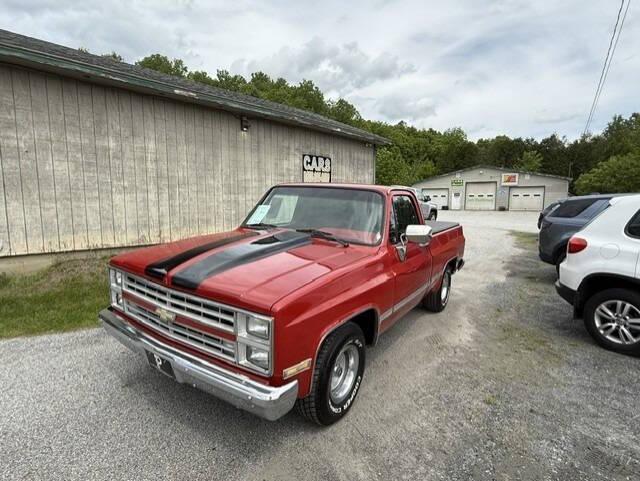 1985 Chevrolet Pickup C10 Silverado 2dr Standard Cab SB