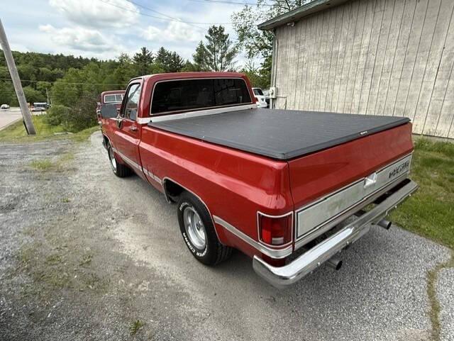 1985 Chevrolet Pickup C10 Silverado 2dr Standard Cab SB