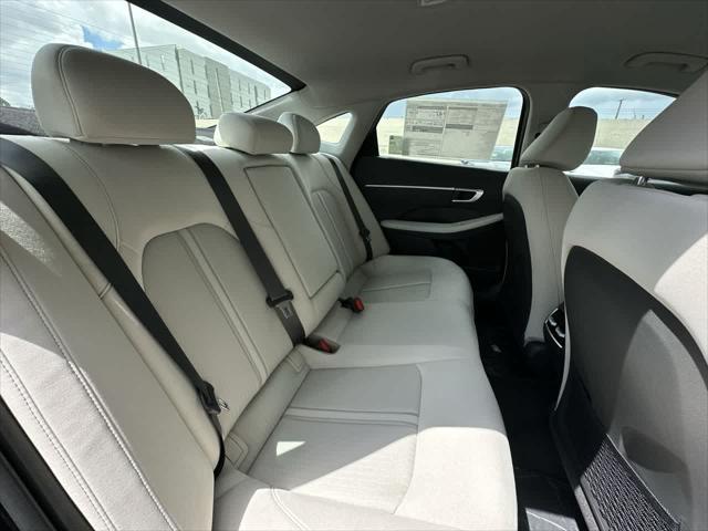 2025 Hyundai Sonata Hybrid SEL