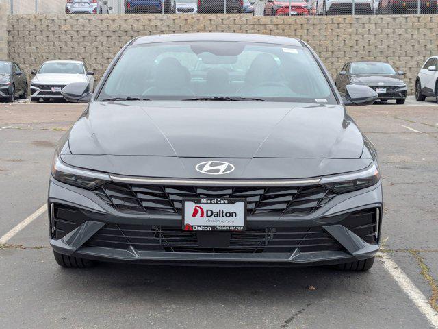 2025 Hyundai Elantra Hybrid Limited