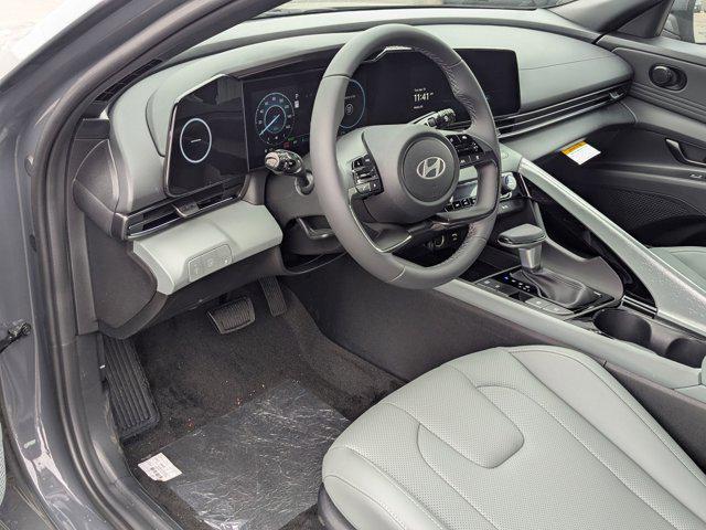 2025 Hyundai Elantra Hybrid Limited