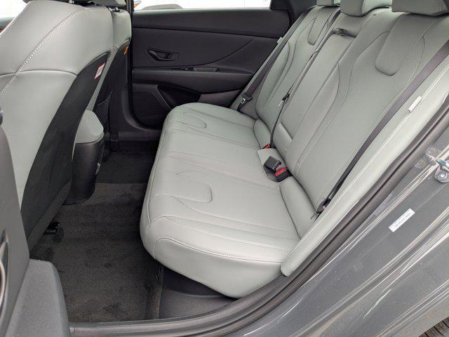 2025 Hyundai Elantra Hybrid Limited