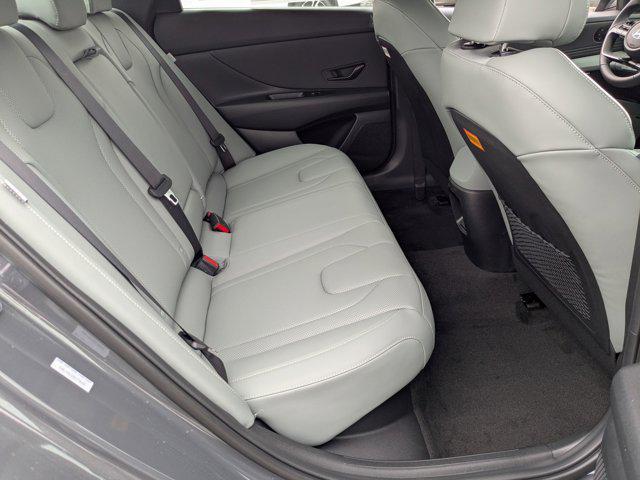 2025 Hyundai Elantra Hybrid Limited