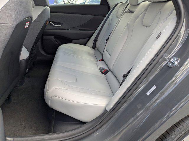 2025 Hyundai Elantra Hybrid Limited