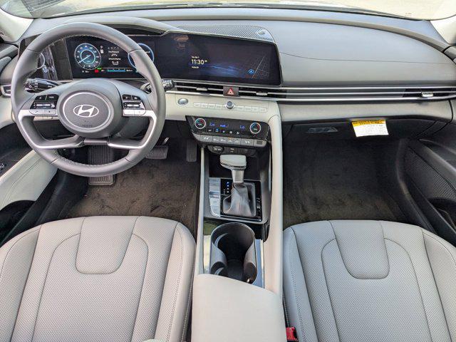 2025 Hyundai Elantra Hybrid Limited