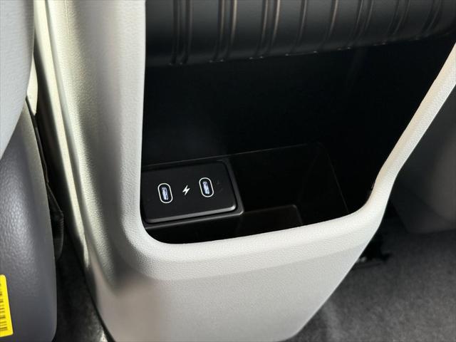 2025 Hyundai Kona EV SE