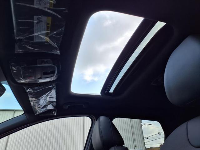 2025 Hyundai Santa Cruz SEL Activity