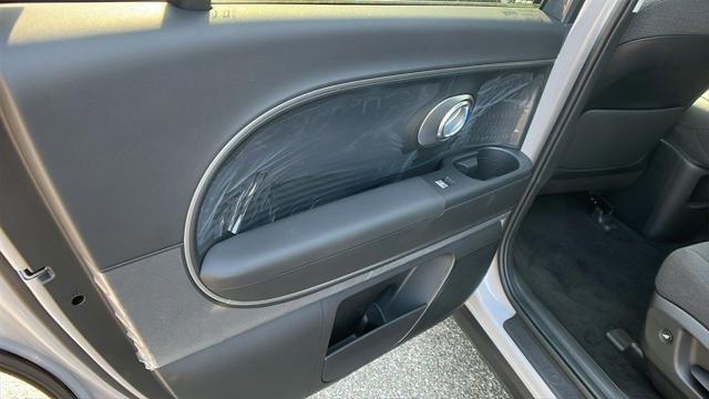 2026 Hyundai IONIQ 9 SE