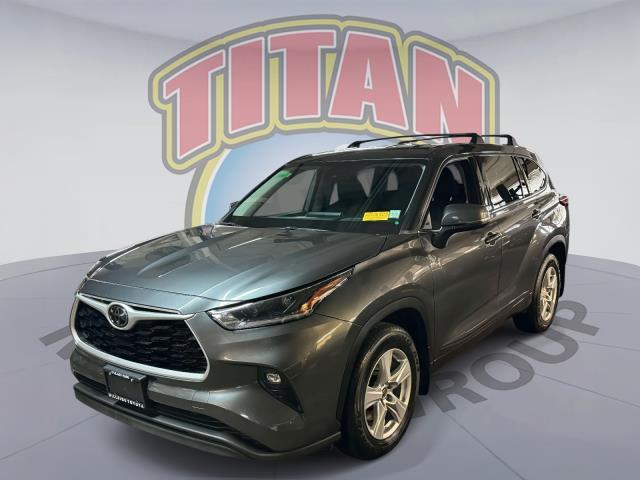 2021 Toyota Highlander LE [3]