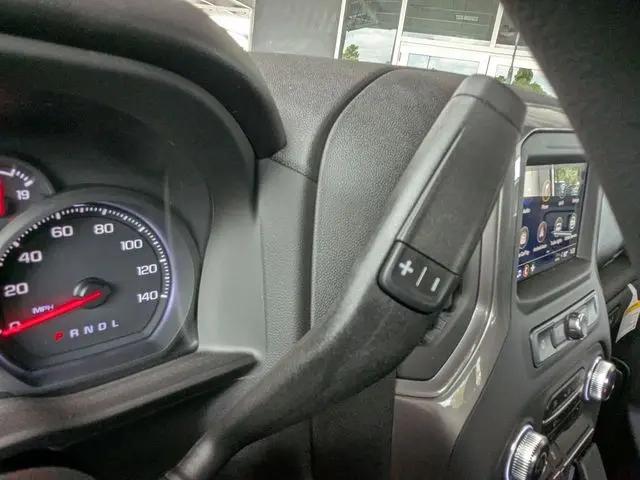 2025 GMC Sierra 2500HD 4WD Crew Cab Long Bed Pro