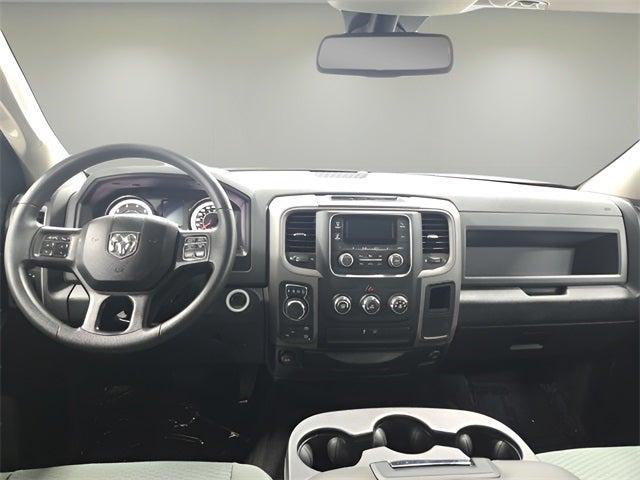 2018 RAM 1500 Express Quad Cab 4x4 64 Box