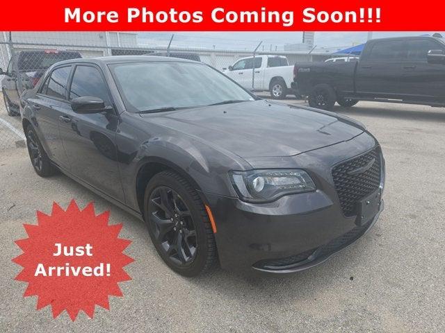 2023 Chrysler 300 Touring