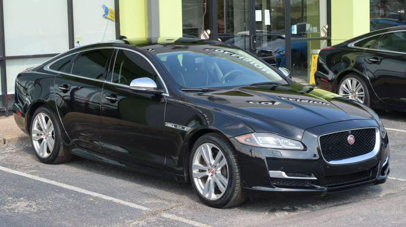 2016 Jaguar XJ R-Sport