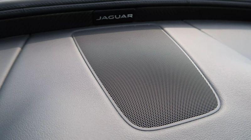 2016 Jaguar XJ R-Sport
