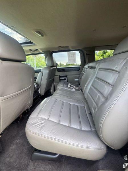 2003 HUMMER H2 Base