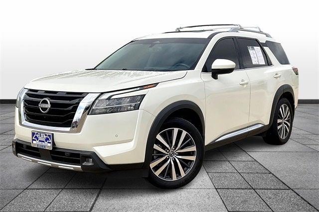 2022 Nissan Pathfinder Platinum 2WD