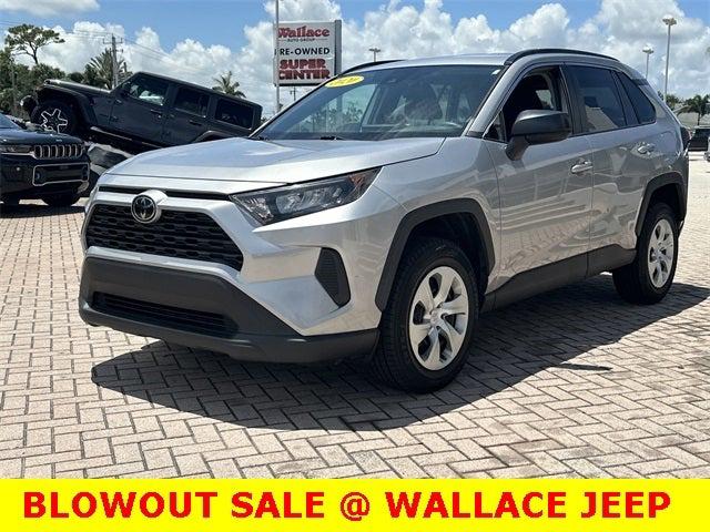 2020 Toyota RAV4 LE