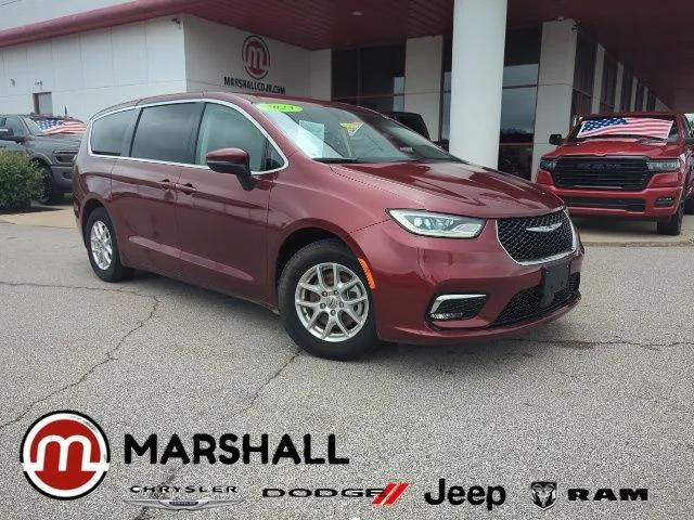 2023 Chrysler Pacifica Touring L for sale in Crittenden, KY