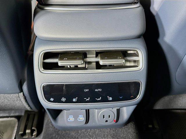 2026 GENESIS GV70 Sport Prestige - Photo 27