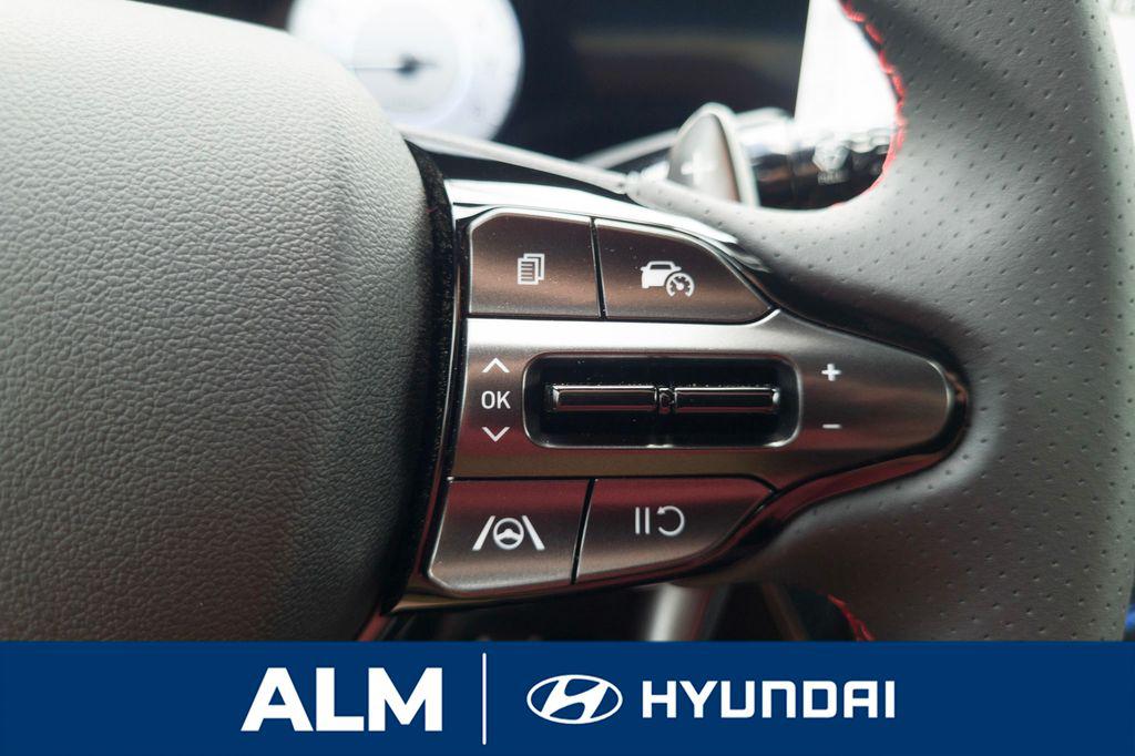 2025 Hyundai Elantra N Line - Photo 24