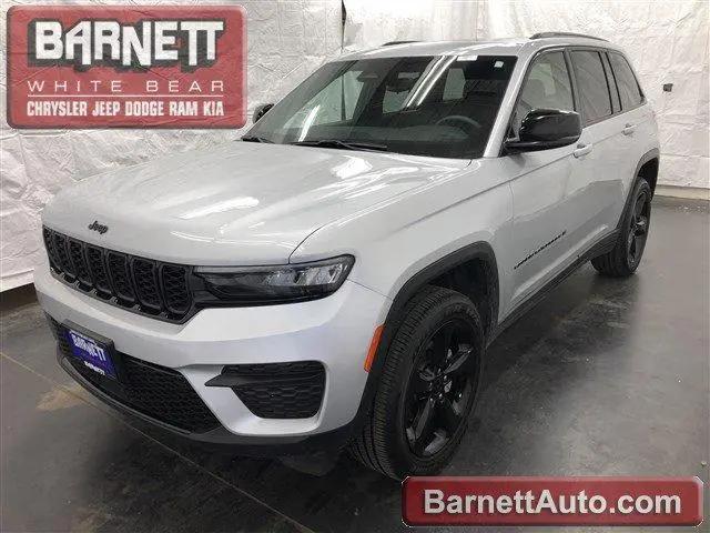 2023 Jeep Grand Cherokee Altitude 4x4 for sale in White Bear Lake, MN