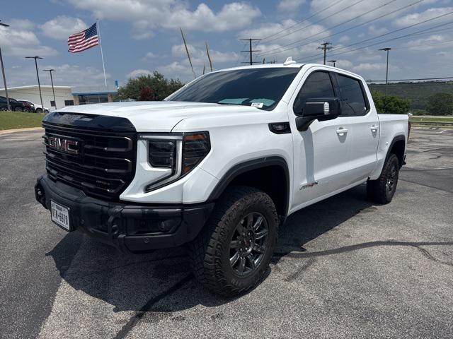 2024 GMC Sierra 1500 4WD Crew Cab Short Box AT4X