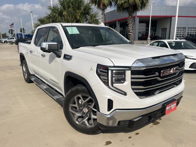 2023 GMC Sierra 1500 4WD Crew Cab Short Box SLT