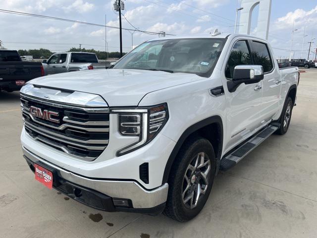 2023 GMC Sierra 1500 4WD Crew Cab Short Box SLT