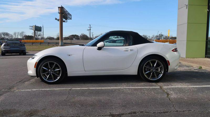 2023 Mazda MX-5 Grand Touring