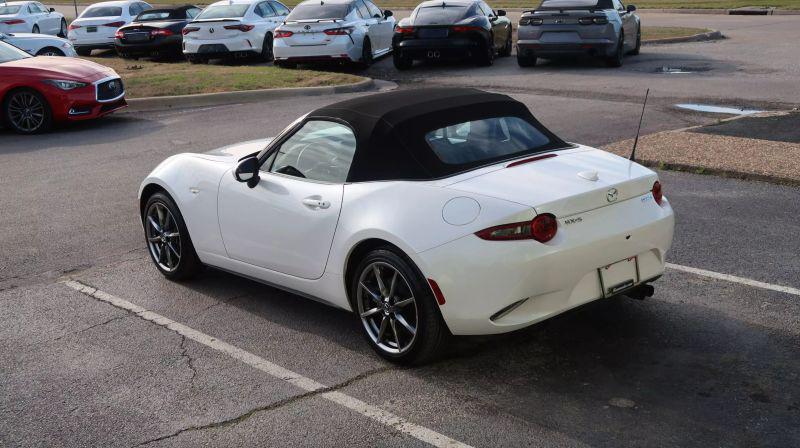 2023 Mazda MX-5 Grand Touring