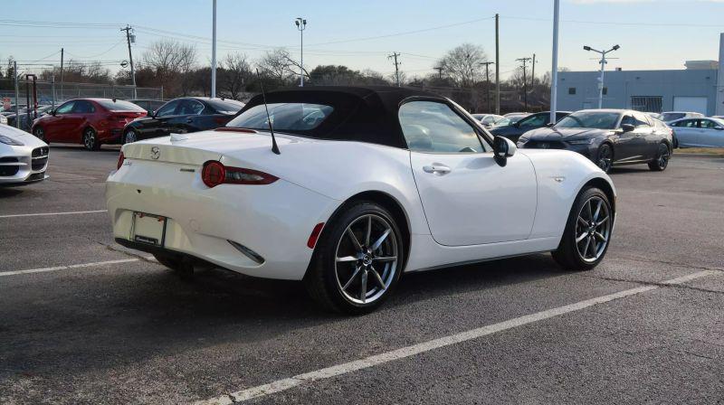 2023 Mazda MX-5 Grand Touring