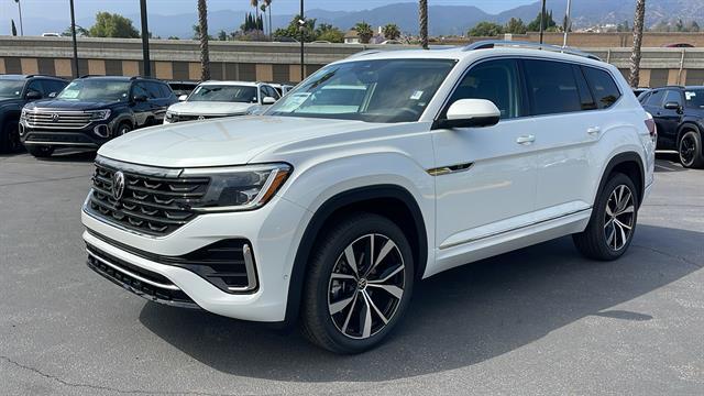 2025 Volkswagen Atlas 2.0T SEL Premium R-Line
