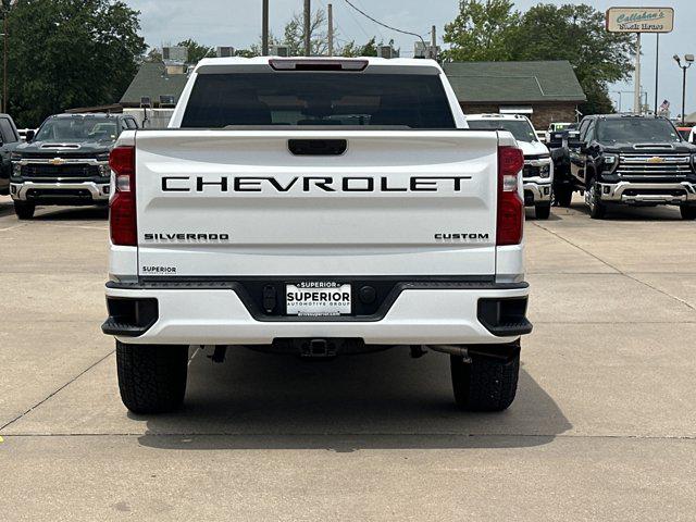 2025 Chevrolet Silverado 1500 4WD Crew Cab Short Bed Custom