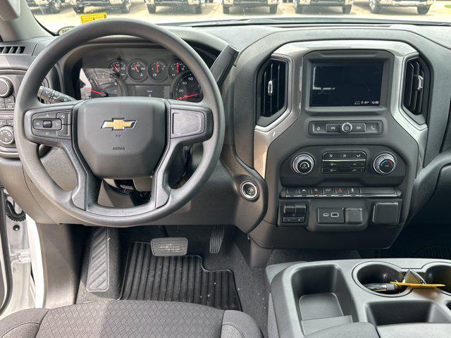 2025 Chevrolet Silverado 1500 4WD Crew Cab Short Bed Custom