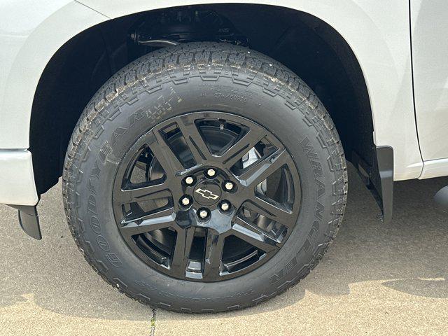 2025 Chevrolet Silverado 1500 4WD Crew Cab Short Bed Custom