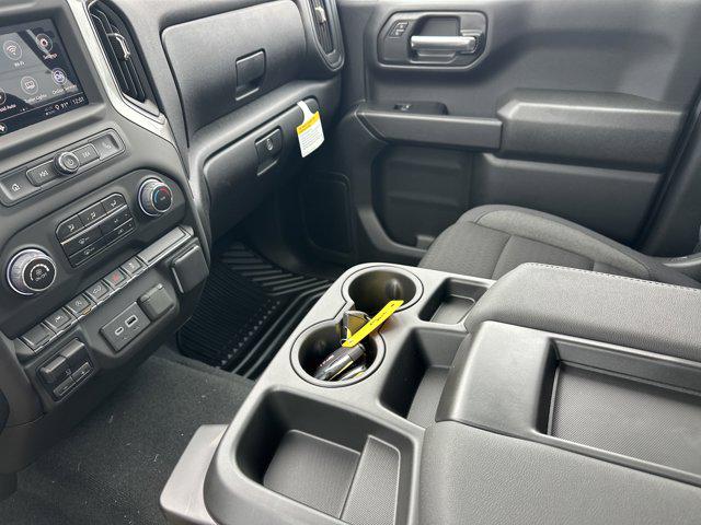 2025 Chevrolet Silverado 1500 4WD Crew Cab Short Bed Custom