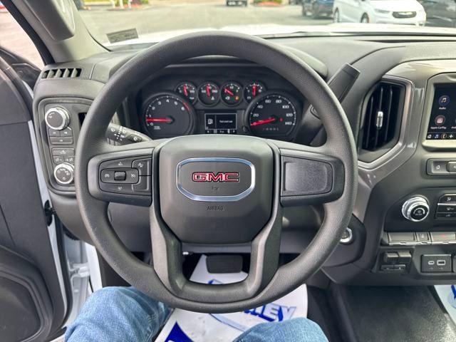 2025 GMC Sierra 2500HD 4WD Crew Cab Standard Bed Pro