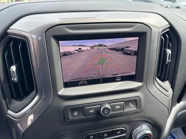 2025 GMC Sierra 2500HD 4WD Crew Cab Standard Bed Pro