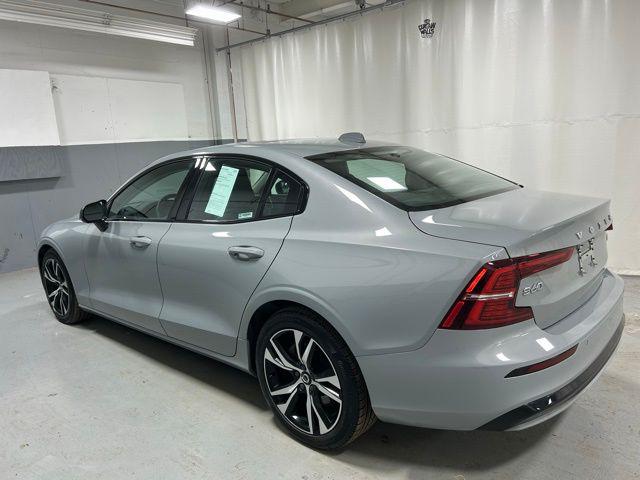 2025 Volvo S60 B5 Core