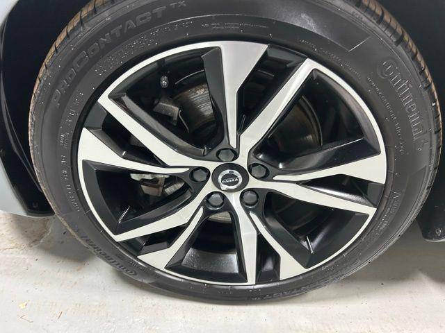 2025 Volvo S60 B5 Core