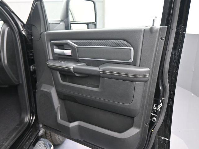 2025 Ram 2500 Big Horn Crew Cab 4x4 6'4" Box