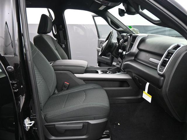 2025 Ram 2500 Big Horn Crew Cab 4x4 6'4" Box