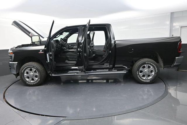 2025 Ram 2500 Big Horn Crew Cab 4x4 6'4" Box