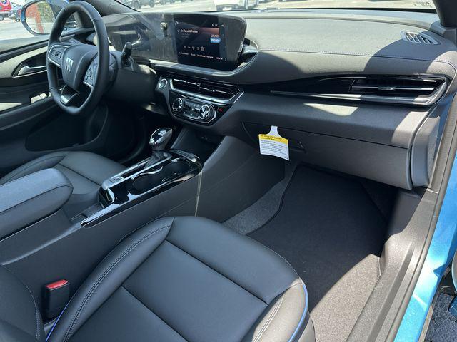 2025 Buick NV Sport Touring FWD