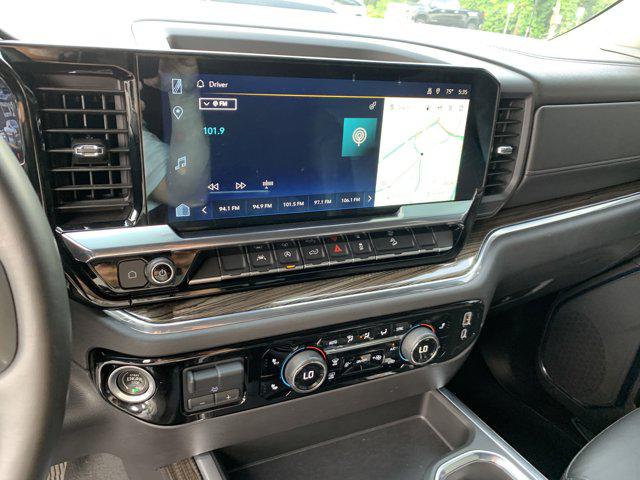 2023 Chevrolet Silverado 1500 4WD Crew Cab Short Bed LT Trail Boss