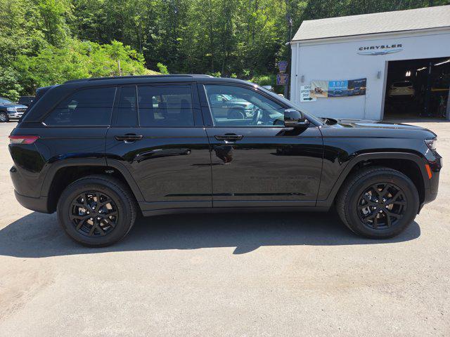 2025 Jeep Grand Cherokee GRAND CHEROKEE ALTITUDE 4X4