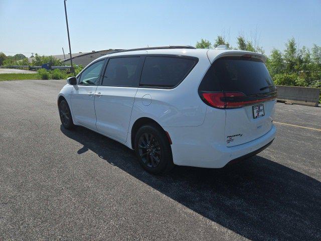 2021 Chrysler Pacifica Touring L AWD