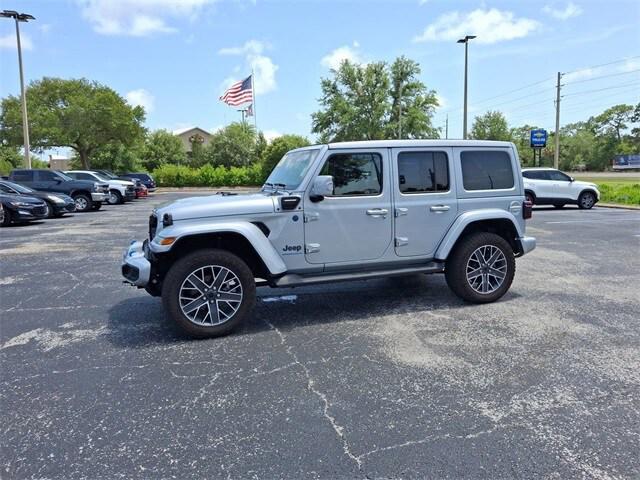 2024 Jeep Wrangler 4xe Summit 4xe